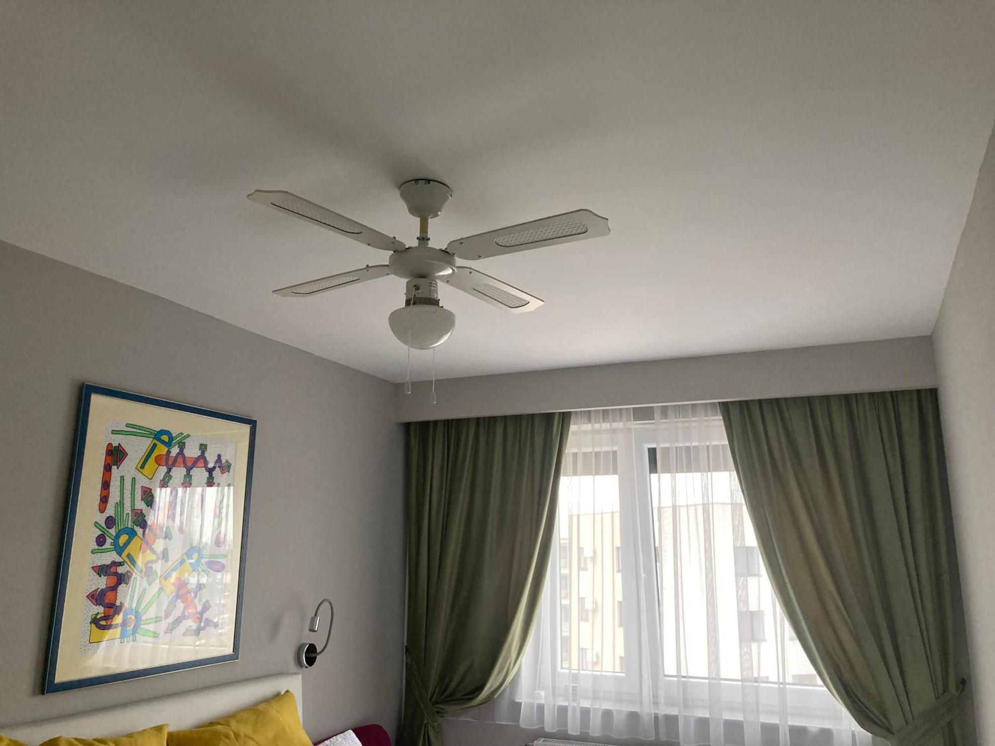 Apartamentul Max, Practic Si Confortabil Орадя Екстер'єр фото